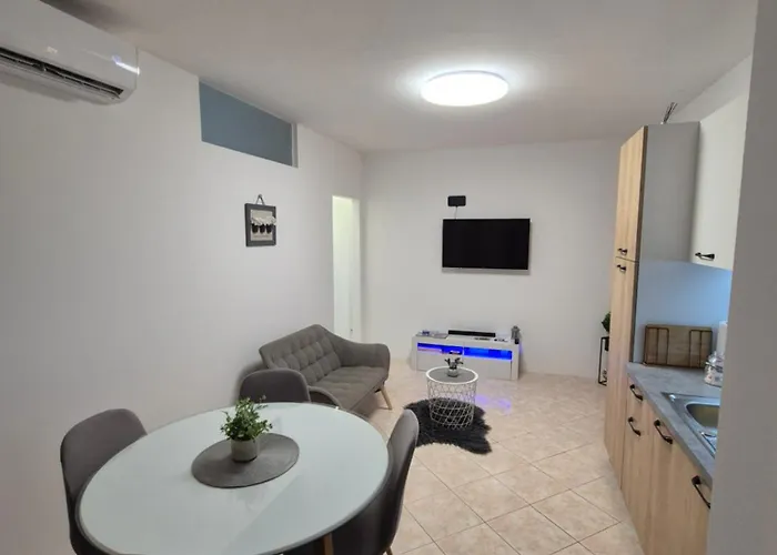 Natali Daire Trogir